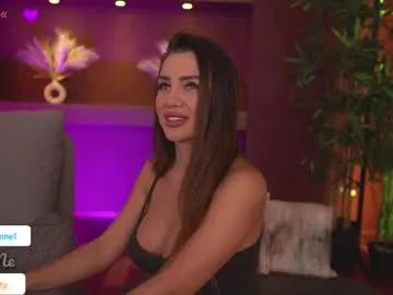 justinnejade on Chaturbate