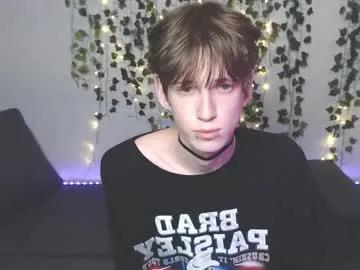 kaislutx on Chaturbate