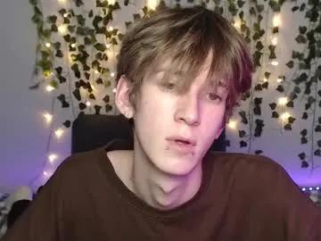 kaislutx on Chaturbate