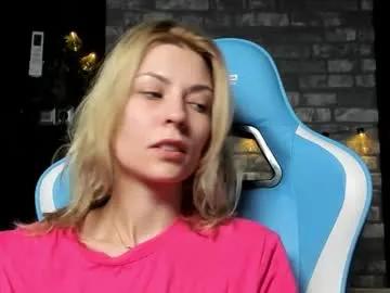 Freechat karoline121 on Chaturbate