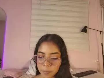 Freechat keila_hott20 on Chaturbate