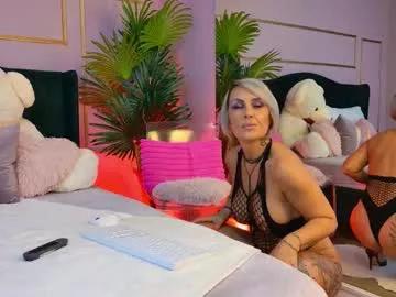 kirrawhite on Chaturbate