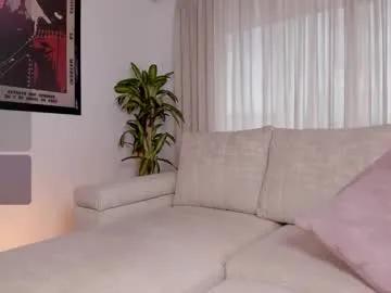 Freechat kittyskirtt on Chaturbate