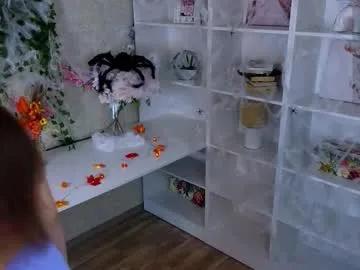 kristinemckerley on Chaturbate