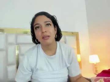 kylieandjhonny on Chaturbate