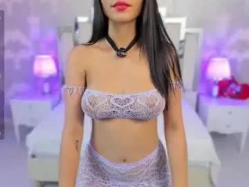 lauramartin1 on Chaturbate