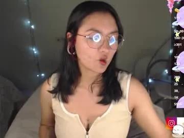 leslie__anderson on Chaturbate