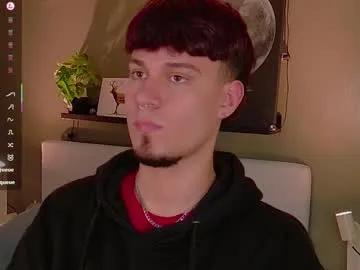 Freechat liamthunder05_ on Chaturbate