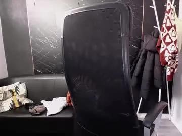 Freechat littleviki_ on Chaturbate