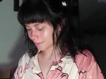 loidjanne on Chaturbate