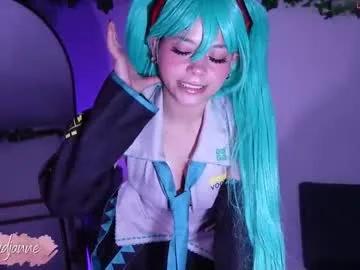 loidjanne on Chaturbate