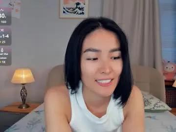 lora_lifelover on Chaturbate