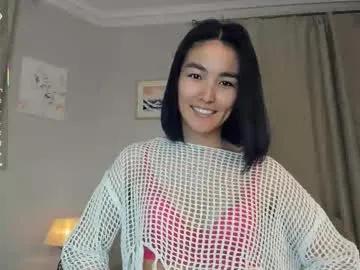 lora_lifelover on Chaturbate