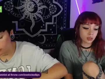 lovelockedlips on Chaturbate