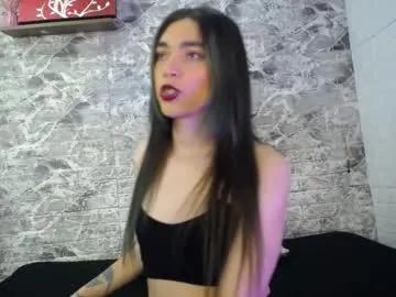 Freechat maevekuro on Chaturbate