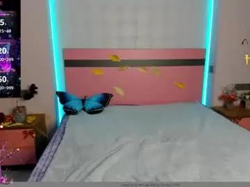 merymidnight on Chaturbate