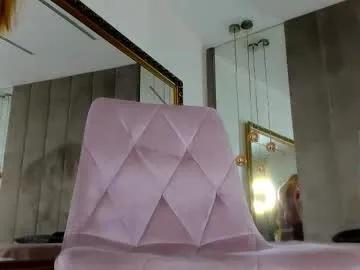 mia__milan on Chaturbate