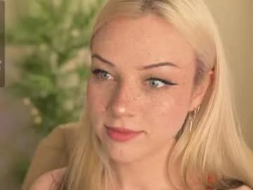 Freechat mia_milagros on Chaturbate