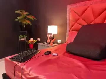 Freechat mia_milff on Chaturbate