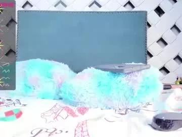 naomyfoxx1 on Chaturbate