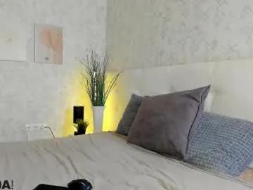 nicole_charm on Chaturbate