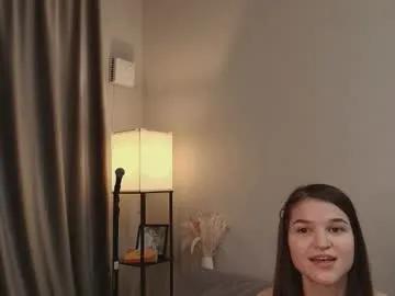 onlykira on Chaturbate