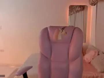 pau_cute on Chaturbate