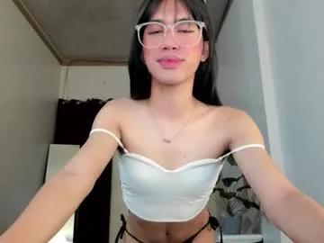 petite_sexycum on Chaturbate