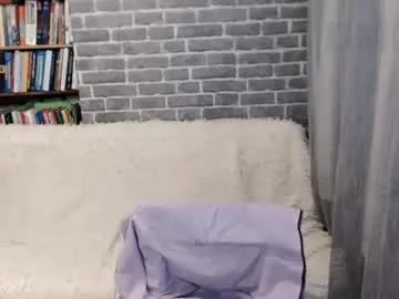 Freechat rainbowladyy on Chaturbate