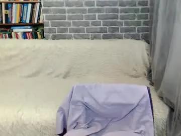 Freechat rainbowladyy on Chaturbate