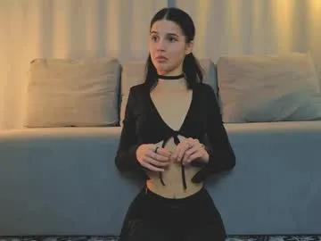 rinacain on Chaturbate