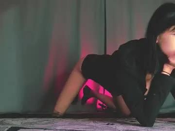 rinacain on Chaturbate