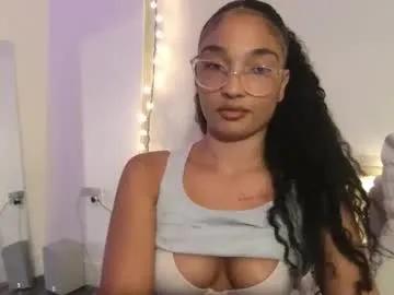 rosalinatoosexy on Chaturbate