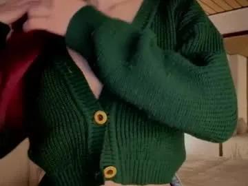 roxxy_mora on Chaturbate