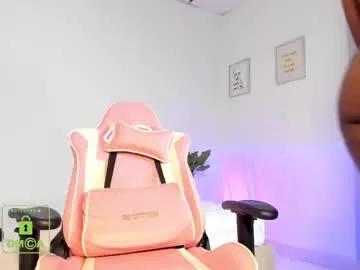 scarlet_darling26 on Chaturbate