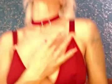 serenexxmilf on Chaturbate