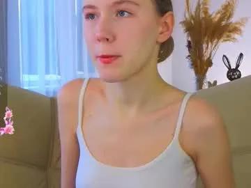 succubelle on Chaturbate