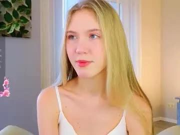 succubelle on Chaturbate