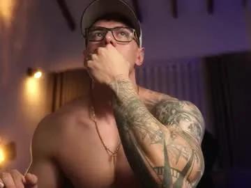 Freechat thomas_falcon1 on Chaturbate