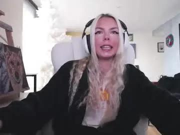 tinykylie on Chaturbate