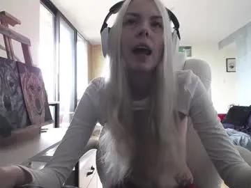 tinykylie on Chaturbate