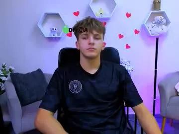 Freechat travis_wolf_ on Chaturbate