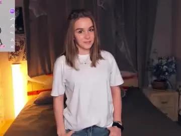 trinahillier on Chaturbate