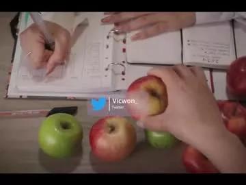 victoriaw_1 on Chaturbate