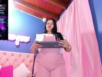 yasmin_bigtits on Chaturbate