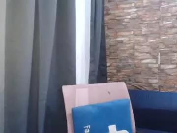 Freechat yourgela on Chaturbate