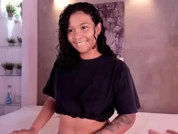 zafiiraa on Chaturbate