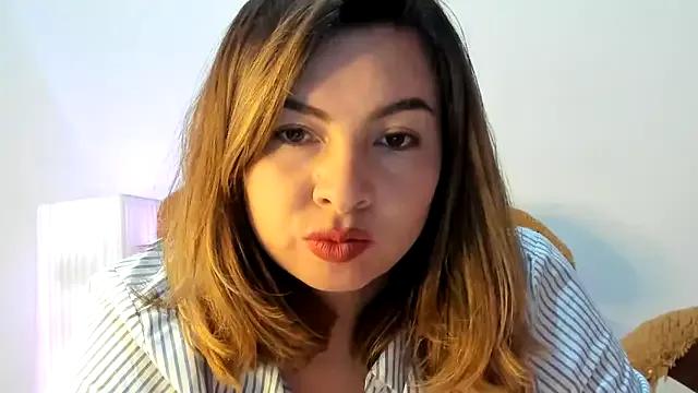 Freechat __Emma__11__Lecat_ on StripChat