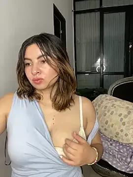 Freechat __Emma__11__Lecat_ on StripChat