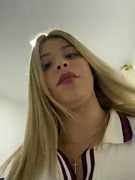 _Alicee_1 on StripChat